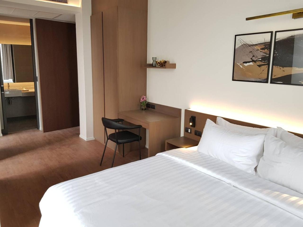 T2 Residence Sathorn Bangkok Kültér fotó